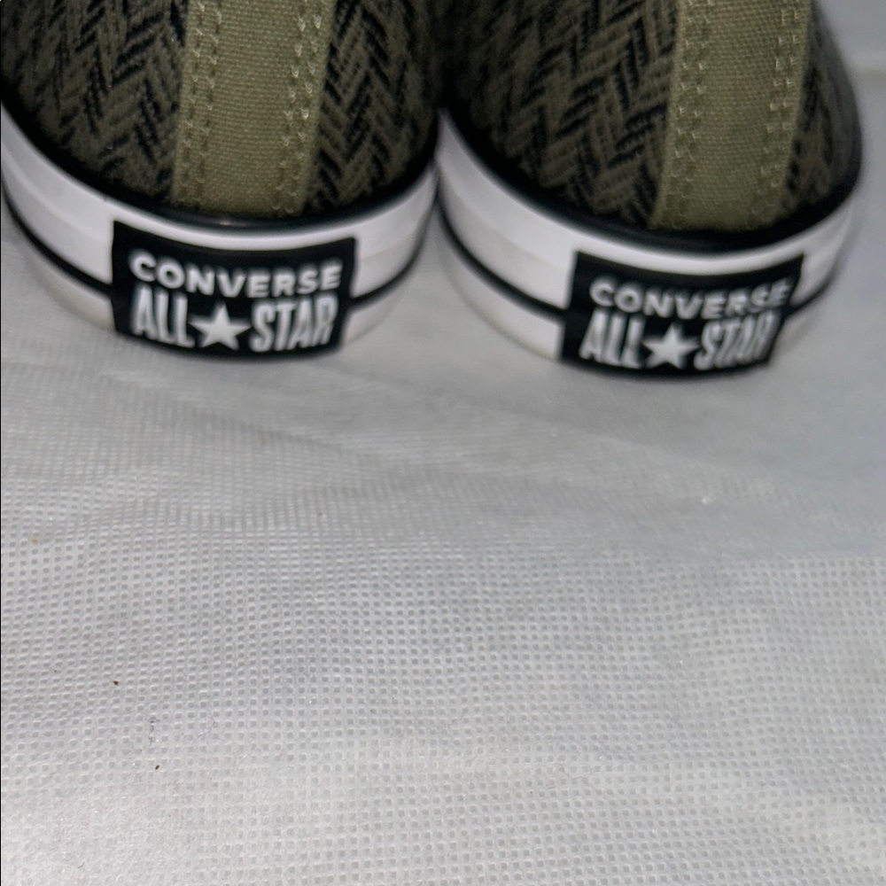 Women’s size 11 Converse Chuck Taylor All Star High 'Herringbone - Utility' - Picture 8 of 14